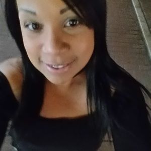 Meet your Posher, Iris